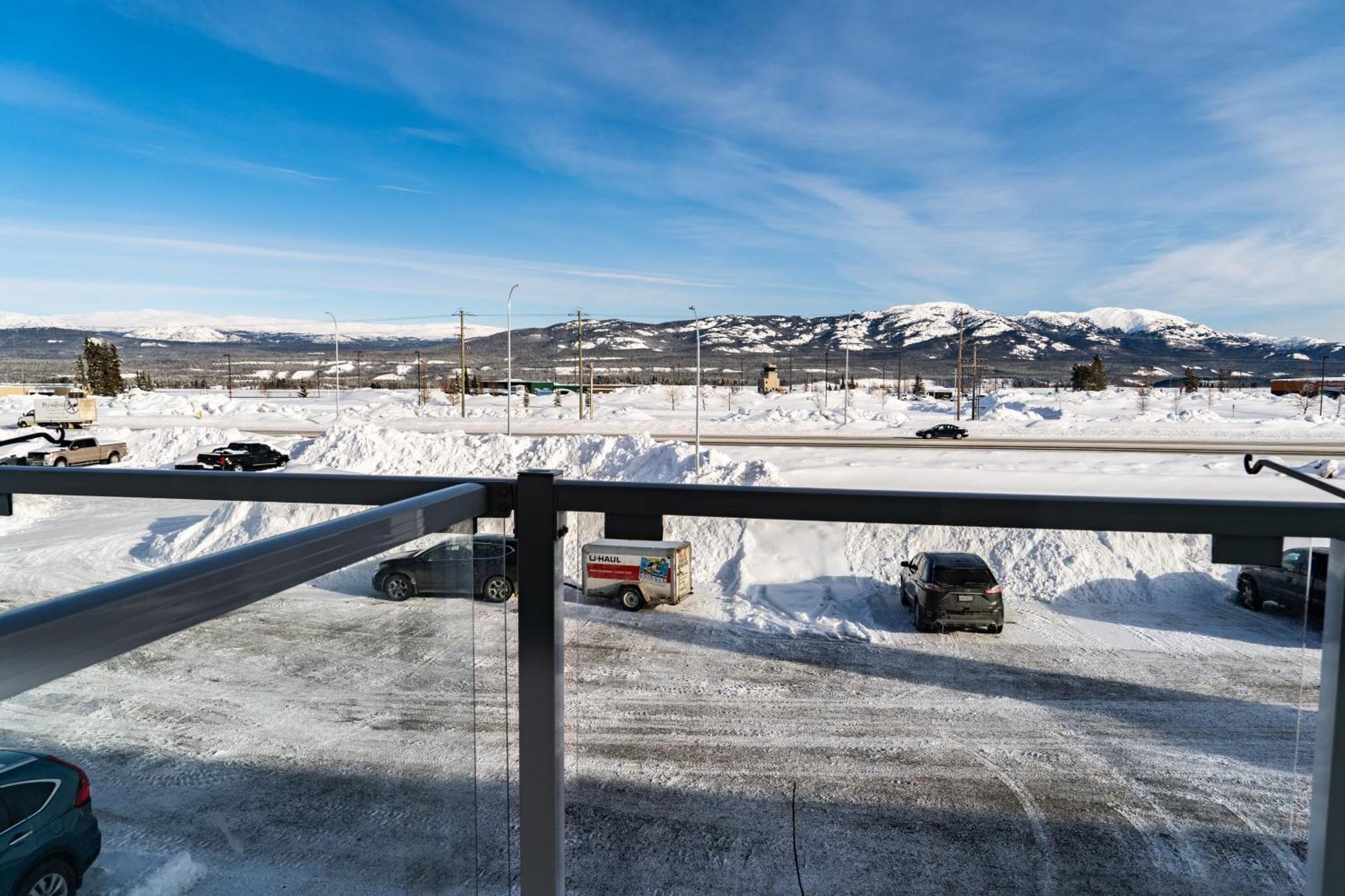 Skky Hotel Whitehorse Exterior foto